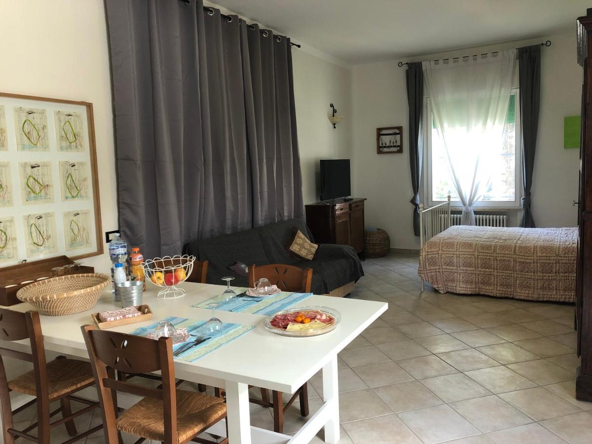 Da Scilla Bed & Breakfast Punta Marina Bagian luar foto